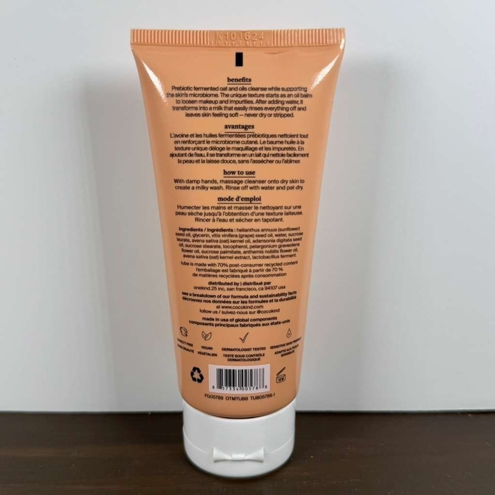 Cocokind Oil to Milk Cleanser 2.9oz Hydrating Face Wash Vegan New - Picture 2 of 5